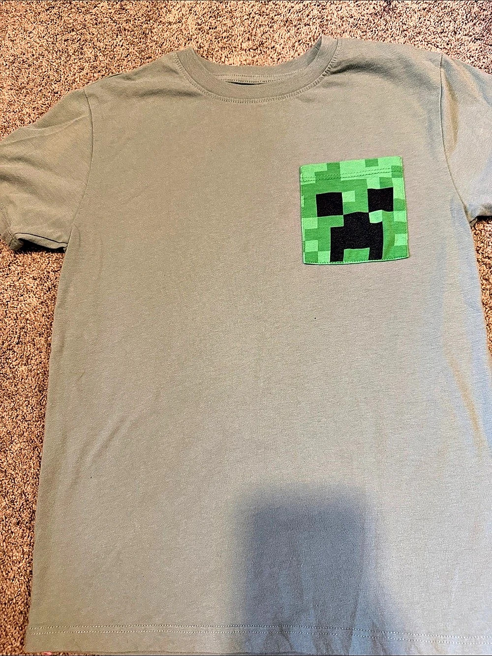 Minecraft Creeper Graphic Tee Boys Medium (8) Like New